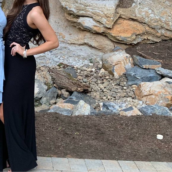 BLACK & TAN MAXI FORMAL DRESS - Picture 3 of 9